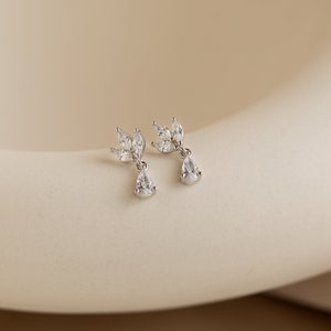 Pendientes colgantes de diamantes marquesa de Caitlyn Minimalista Pendientes colgantes delicados Joyería de boda elegante Regalo de dama de honor ER343 imagen 5