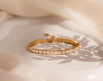 Verticale baguette tennisarmband van CaitlynMinimalist • Vintage gouden armband met diamanten • Trouwsieraden • Cadeau voor haar • BR075