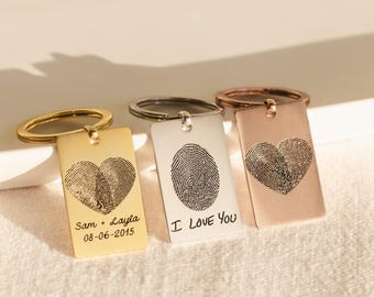 Llavero personalizado grabado por Caitlyn Minimalist • Llavero con huella dactilar y escritura a mano • Regalo conmemorativo • Regalo personalizado para papá • CM26