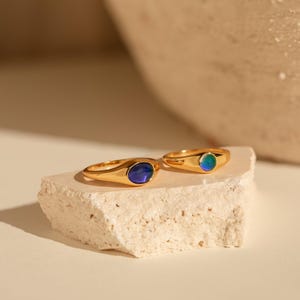 Signet Mood Rings by Caitlyn Minimalist • Statement Gemstone Rings in Bold & Mini • Cute Gold Y2K Jewelry • Perfect Birthday Gift for Sister SET: 2 RINGS-10% OFF
