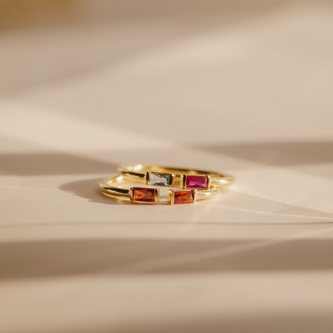 【関税・送料無料】Caitlyn Minimalist★Duo Form リングセット Duo Baguette Birthstone Ring by Caitlyn Minimalist • Best
