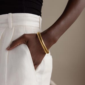 Thick Snake Bangle Bracelet by Caitlyn Minimalist • Chunky Gold Stacking Bracelet for Women • Minimalist Jewelry • Girlfriend Gift • BR095