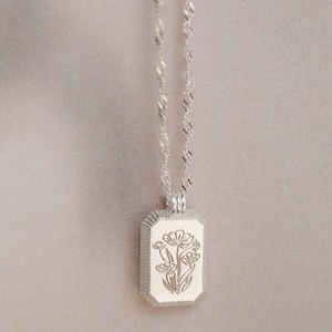 Anpassat födelseblomshalsband av Caitlyn Minimalist • Graverat blomhalsband med bågformade eller rektangulära berlocker • Silversmycken • Gåva till henne