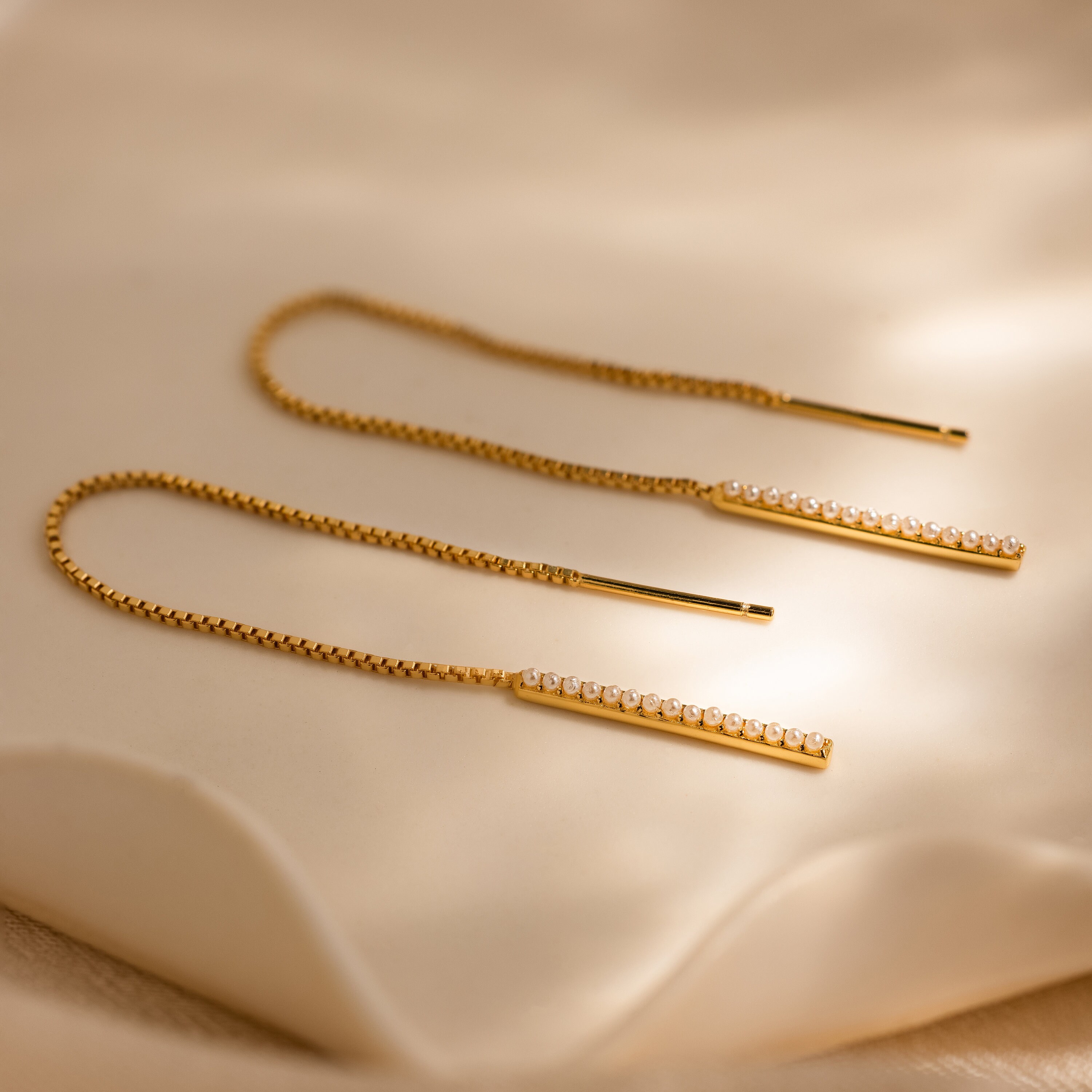 【CaitlynMinimalist】パールスレッダーチェーンピアス★国内発 CaitlynMinimalist】パールスレッダーチェーンピアス☆国内発