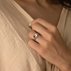 Yin Yang Ring by Caitlyn Minimalist • Chunky Ring • Signet Ring • Gift for Her • Statement Ring • Gift for Him • RR043