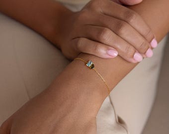Toi et Moi Birthstone Bracelet by Caitlyn Minimalist • Custom Emerald & Pear Cut Mothers Bracelet • Gemstone Jewelry • Gift for Mom • BM67