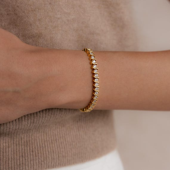 Diamond Link Tennis Bracelet by Caitlyn Minimalist • S-link