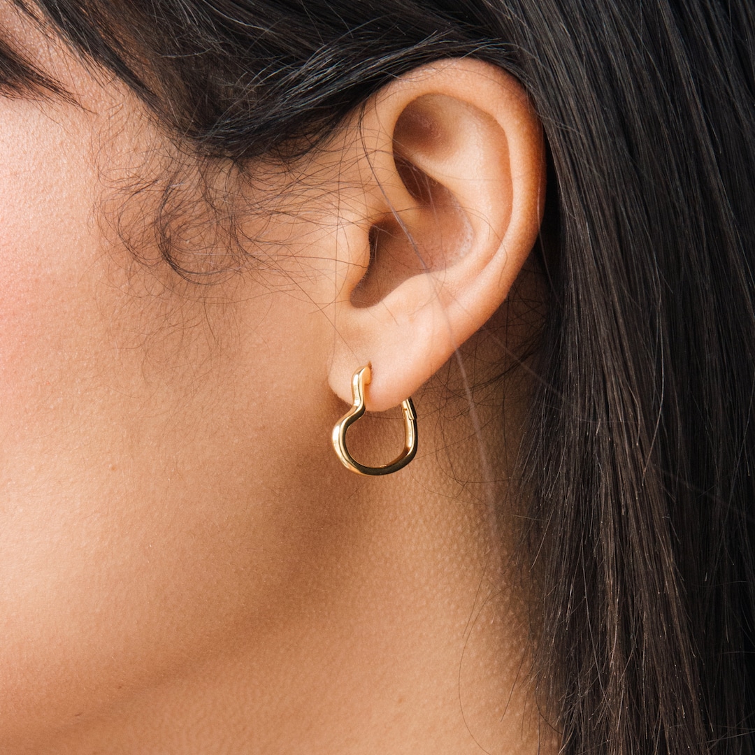 Heart Hoops by Caitlyn Minimalist • Gold Heart Hoop Earrings