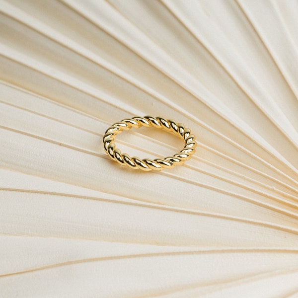 Gold Twisted Ring by Caitlyn Minimalist • Eternity Ring • Minimalist Ring • Stacking Ring • Thick Twist Ring • RR002