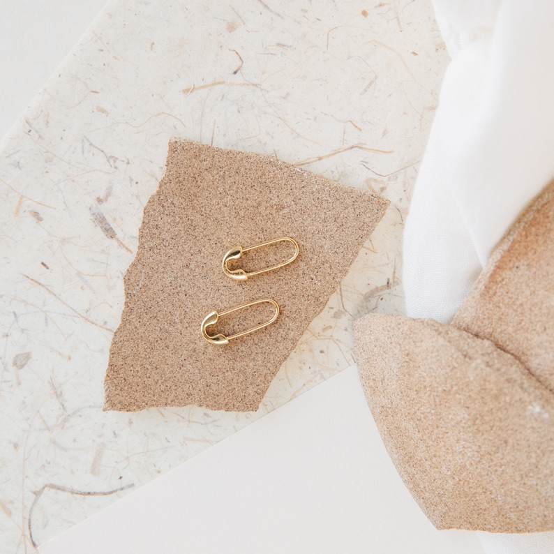 Safety Pin Earrings Minimal Gold Safety Pin Earrings Modern Geometric Earrings, Perfect for Your Minimalist Look ER087 image 2