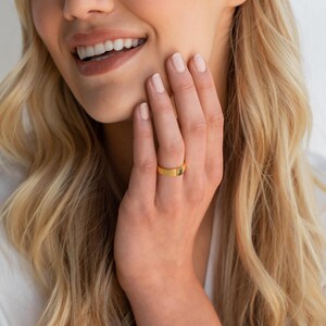 Peridot Statement Signet Ring by Caitlyn Minimalist • Gold Vintage Cocktail Ring with Green Gemstone • Perfect Gift for Mom • RR064 image 4