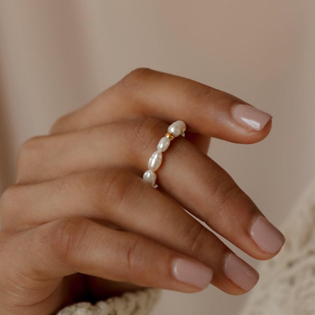 【関税・送料無料】Caitlyn Minimalist★Baguette 誕生石 リング Custom Duo Baguette Diamond Birthstone Ring | Caitlyn Minimalist