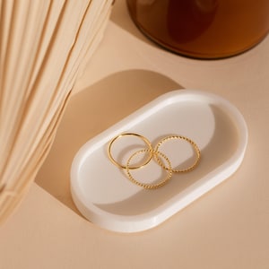 Stapelringenset • Ultradunne stapelringen • Gedraaide ring, delicate ring met kralen, midi-ring • Minimalistische gemengde ringenset • Cadeauset • RR051 afbeelding 2
