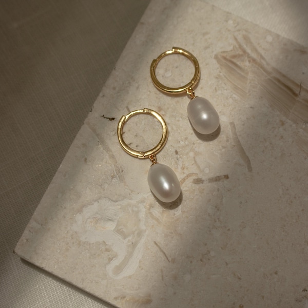 Pearl Gemstone Dangling Earrings • Pearl Hoop Earrings • Huggie Earrings • Pearl Jewelry • Wedding Earrings • Bridesmaid Gift • ER118