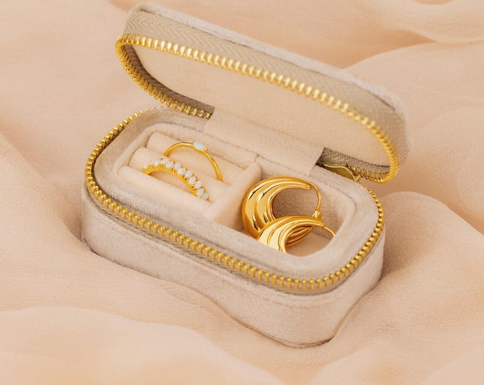 Mini Travel Jewelry Box by Caitlyn Minimalist • Beige Velvet Ring Organizer • Dainty Travel Jewelry Case • Graduation Gift for Her • XR024