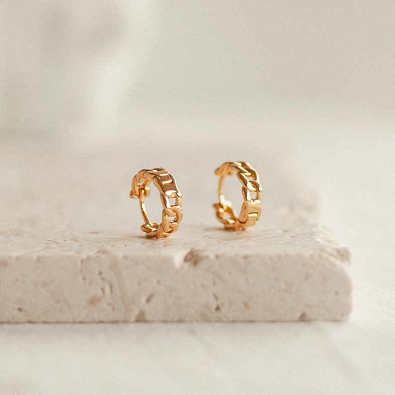 Curb Huggie Earrings by Caitlynminimalist Gold Earrings - Etsy