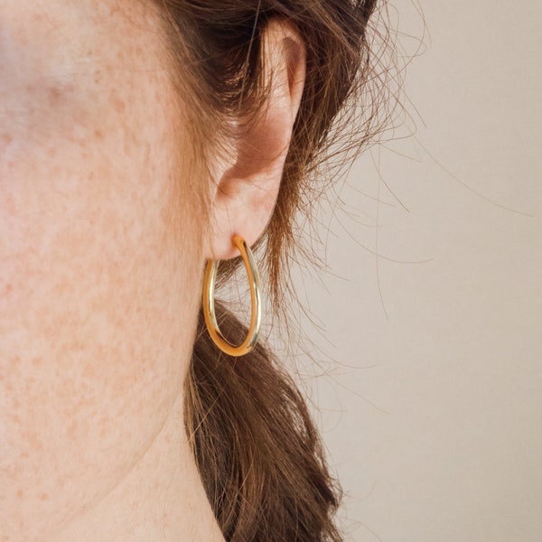 Oval Hoop Earrings • Gold Earrings • Hoops Earrings • Statement Earrings • Everyday Earrings for Mom • Perfect Gift for Her • ER070