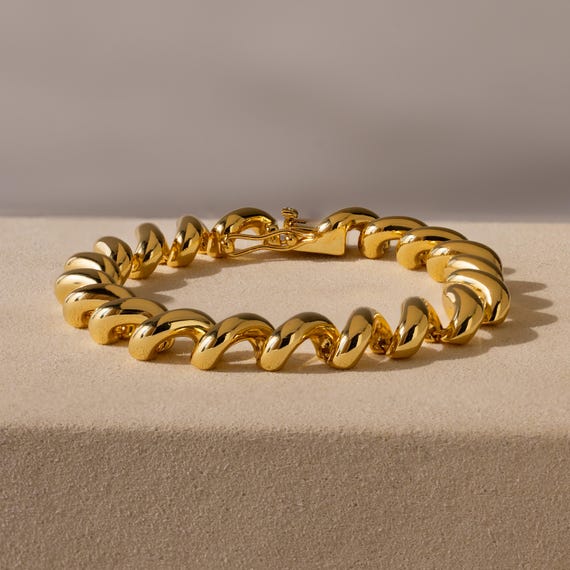 Twisted Chain Bracelet by Caitlyn Minimalist • San Marco Twist Bracelet in Gold • Modern Statement Jewelry • Christmas Gift for Wife • BR100