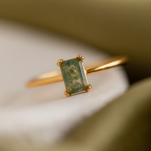 Achat Smaragd Ring von Caitlyn Minimalistisch Grüner Kristall Geburtsstein Ring Vintage Art Deco Schmuck Versprechen Ring, Geschenk für Freundin RR086 Bild 3