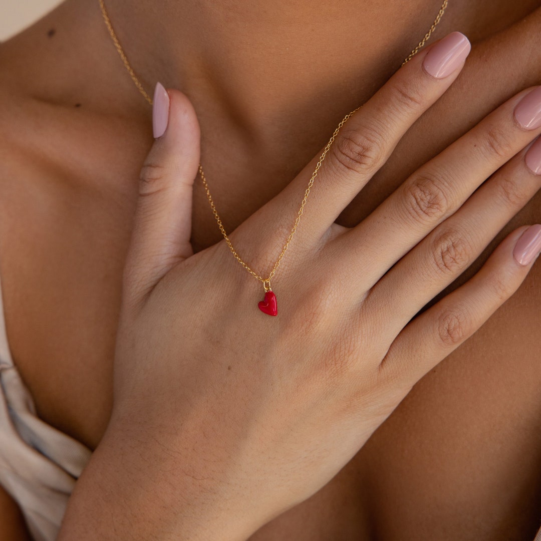 ◆Caitlyn Minimalist◆Heart ネックレス 2color 送料込 Custom Dainty Heart Birthstone Necklace | Caitlyn Minimalist