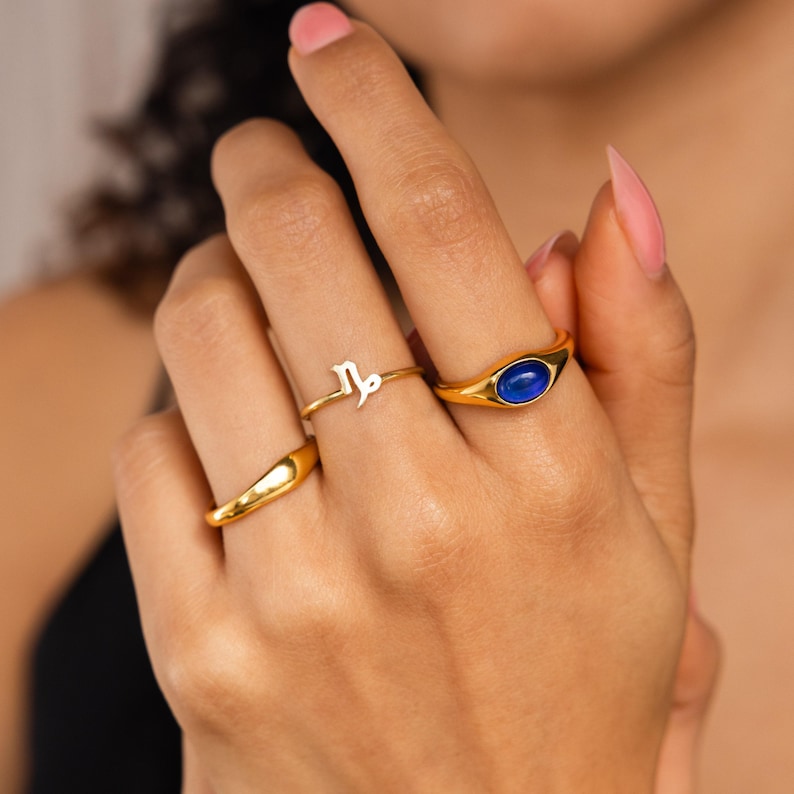 Signet Mood Rings by Caitlyn Minimalist • Statement Gemstone Rings in Bold & Mini • Cute Gold Y2K Jewelry • Perfect Birthday Gift for Sister A. BOLD MOOD RING