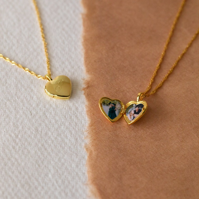 Initial Heart Locket Necklace by Caitlyn Minimalist Gold Locket Photo Necklace with Twist Chain Personalized Gift for Mom NR108 image 3