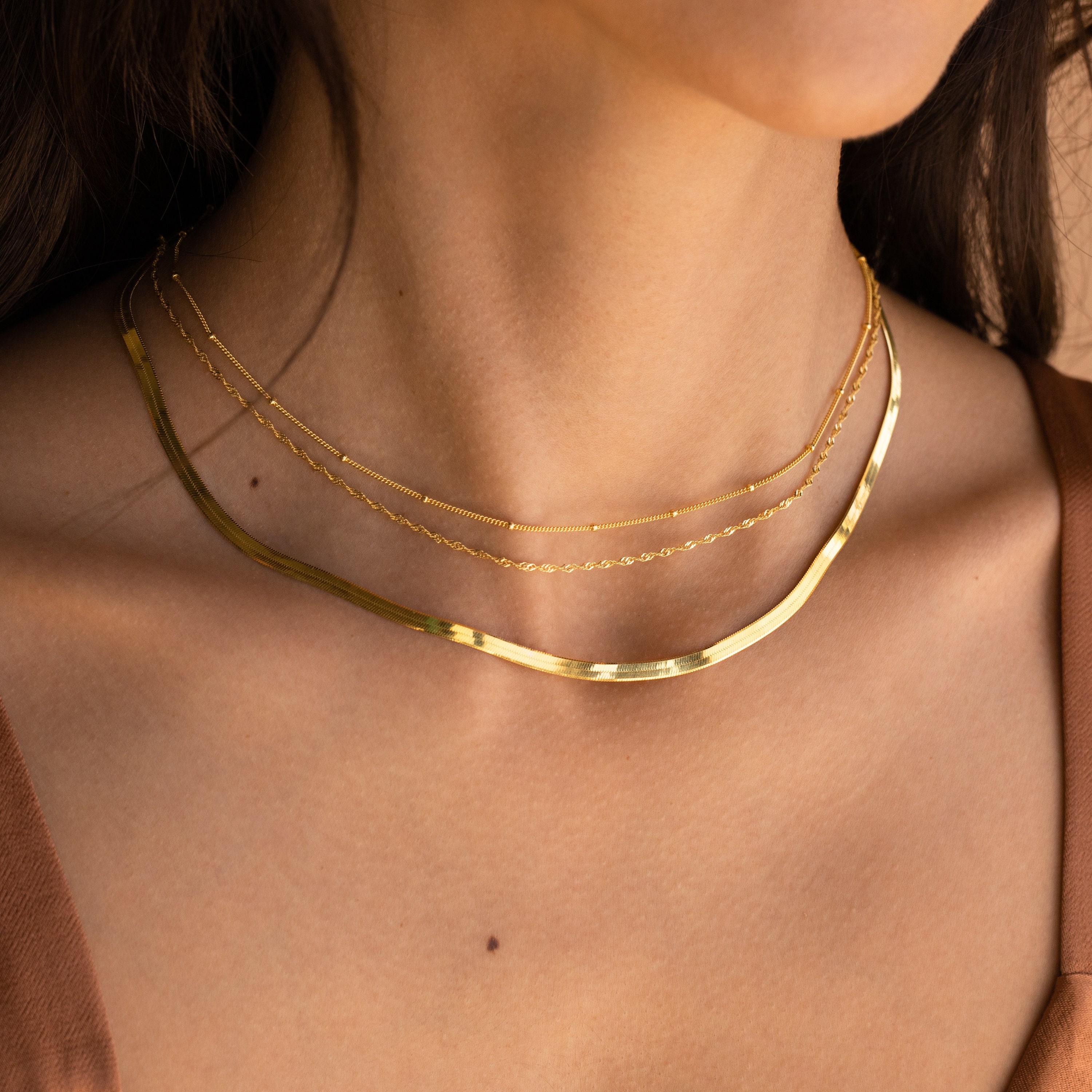 Minimalist Necklace Chains by Caitlyn Minimalist • Figaro