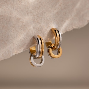 Gemengde metalen cirkeloorbellen van Caitlyn Minimalist • Gedurfde bungelende knuffeloorbellen • Statementsieraden • Verjaardagscadeau voor haar • ER728
