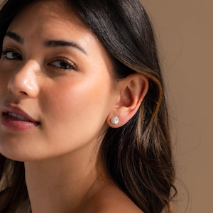 Freshwater Pearl Studs by Caitlyn Minimalist • Dainty Pearl Gemstone Earrings • Everyday Minimalist Pearl Jewelry • Gift for Mom • ER472