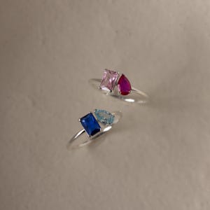 Emerald & Pear Cut Birthstone Ring by Caitlyn Minimalist • Custom Toi et Moi Gemstone Ring • Personalized Silver Jewelry • Mom Gift • RM124