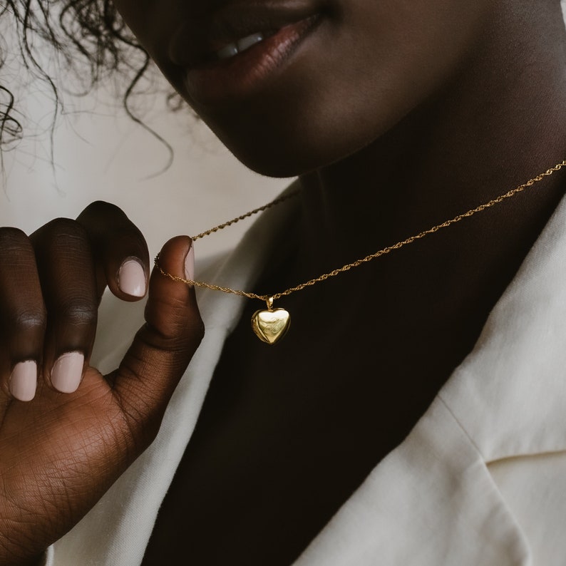 Initial Heart Locket Necklace by Caitlyn Minimalist Gold Locket Photo Necklace with Twist Chain Personalized Gift for Mom NR108 image 1