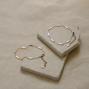 Dainty Bar Chain Bracelet by Caitlyn Minimalist • Silver Bar Charm Bracelet • Minimalist Jewelry • Satellite Bracelet • Gift for Her • BR018