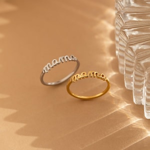 Bague Dainty Mama de Caitlyn Minimalist • Cadeau pour nouvelle maman en or et argent sterling • Bijou minimaliste pour maman • Cadeau idéal pour maman • RR126