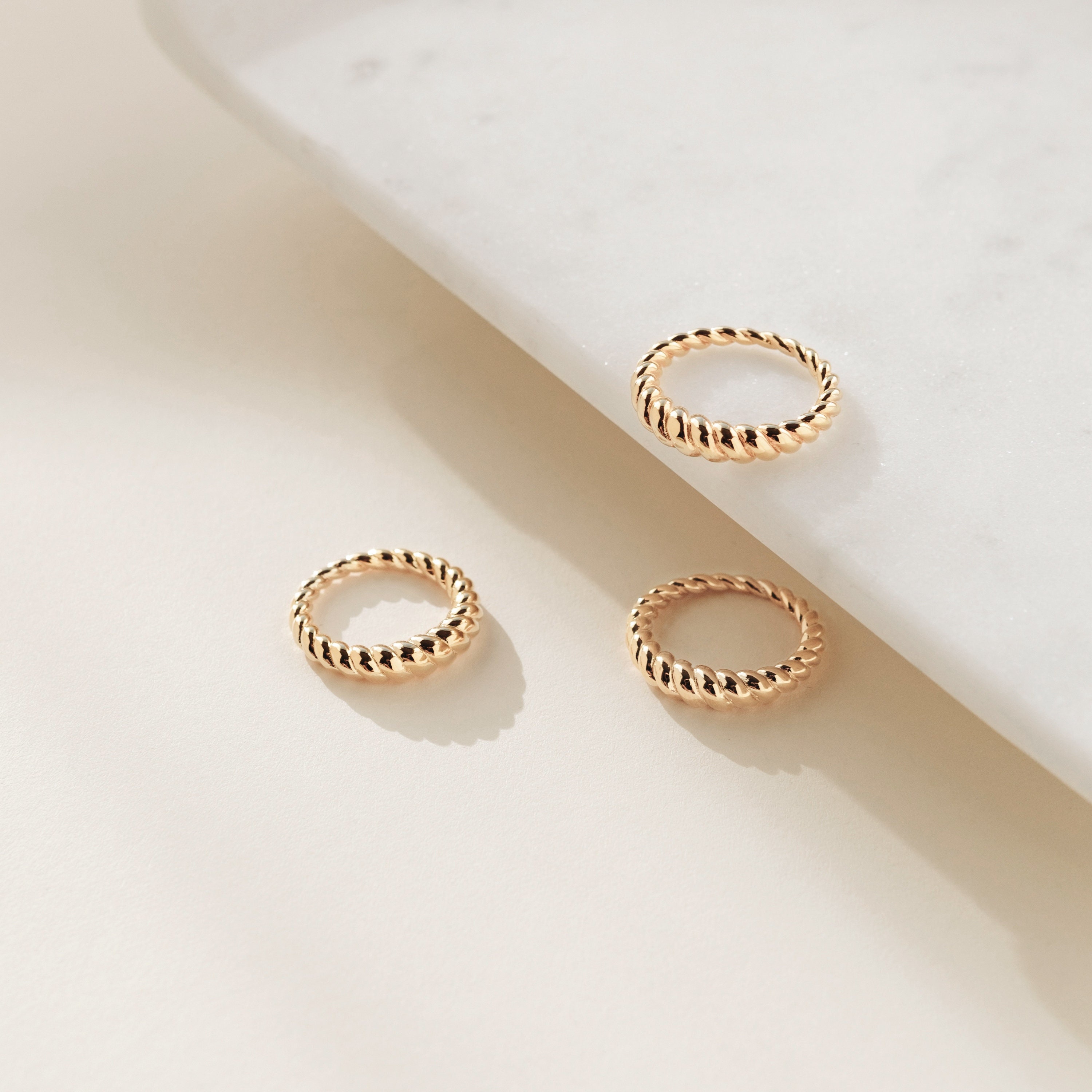 Twisted Dome Ring in Gold • Minimalist Dome Ring • Chunky Ring • Twist Ring • Pinky Ring • RR006