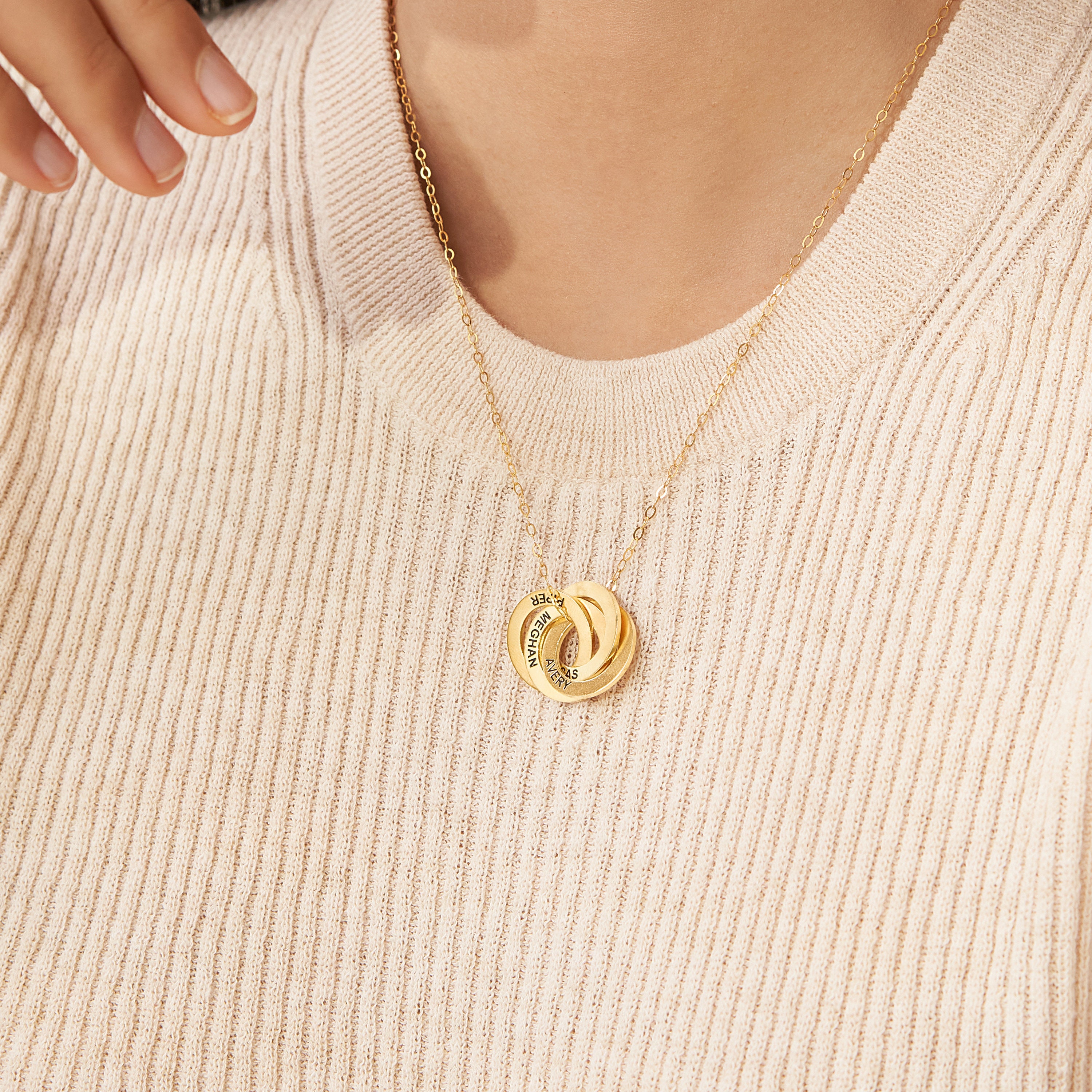 Family Necklace • Personalized Gift • Linked Circle Necklace •  Custom Children Name Rings • Eternity Necklace • Mother Gift • NM30F30