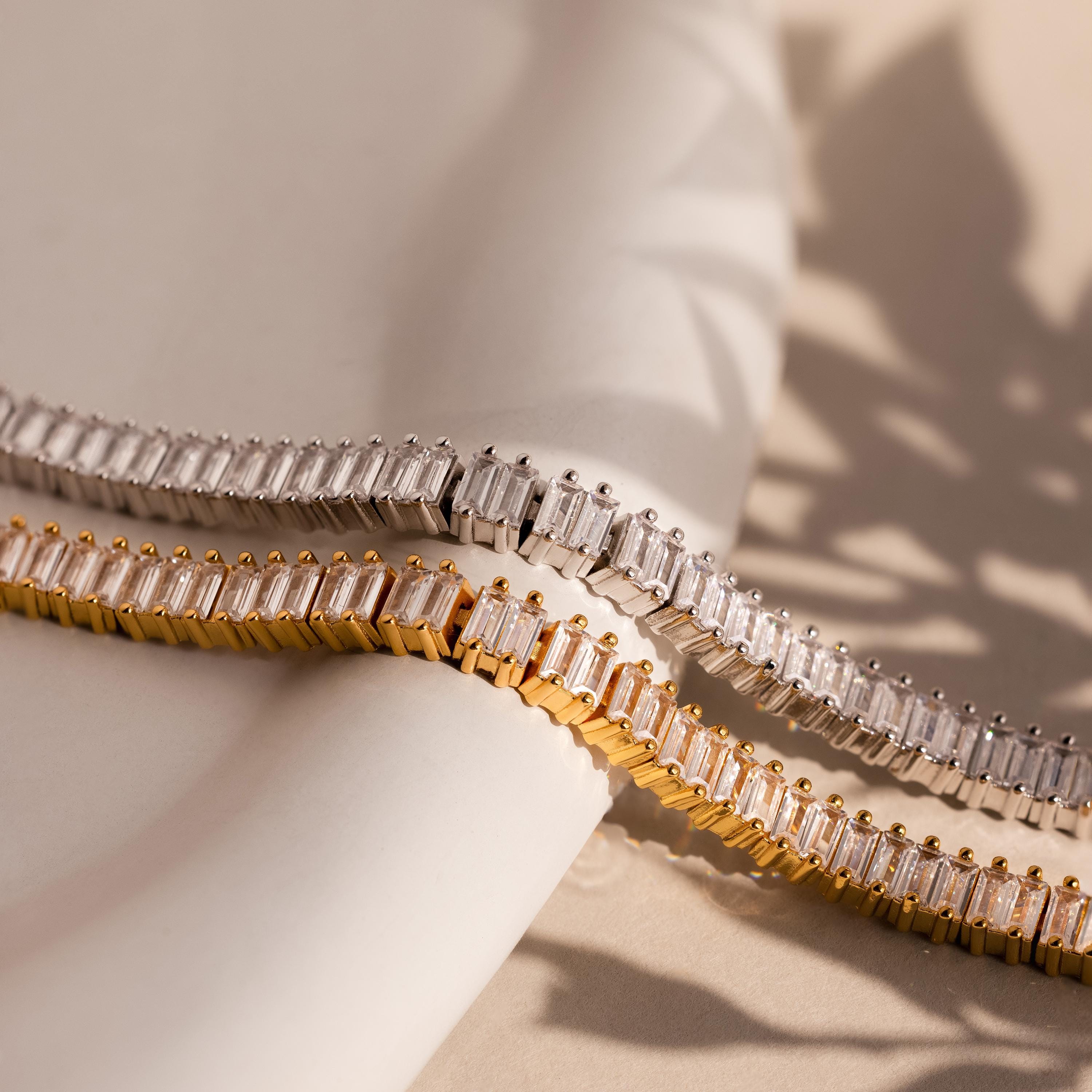 【CaitlynMinimalist】テニスハーフチェーンブレスレット★金銀 Classic Dainty Diamond Tennis Bracelet | Caitlyn Minimalist