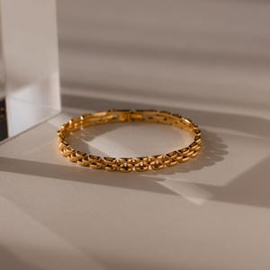 Link Strap Bracelet by Caitlyn Minimalist • Thick Chain Bracelet in Gold • Chunky Watch Band • Statement Jewelry • Gift for Her • BR090