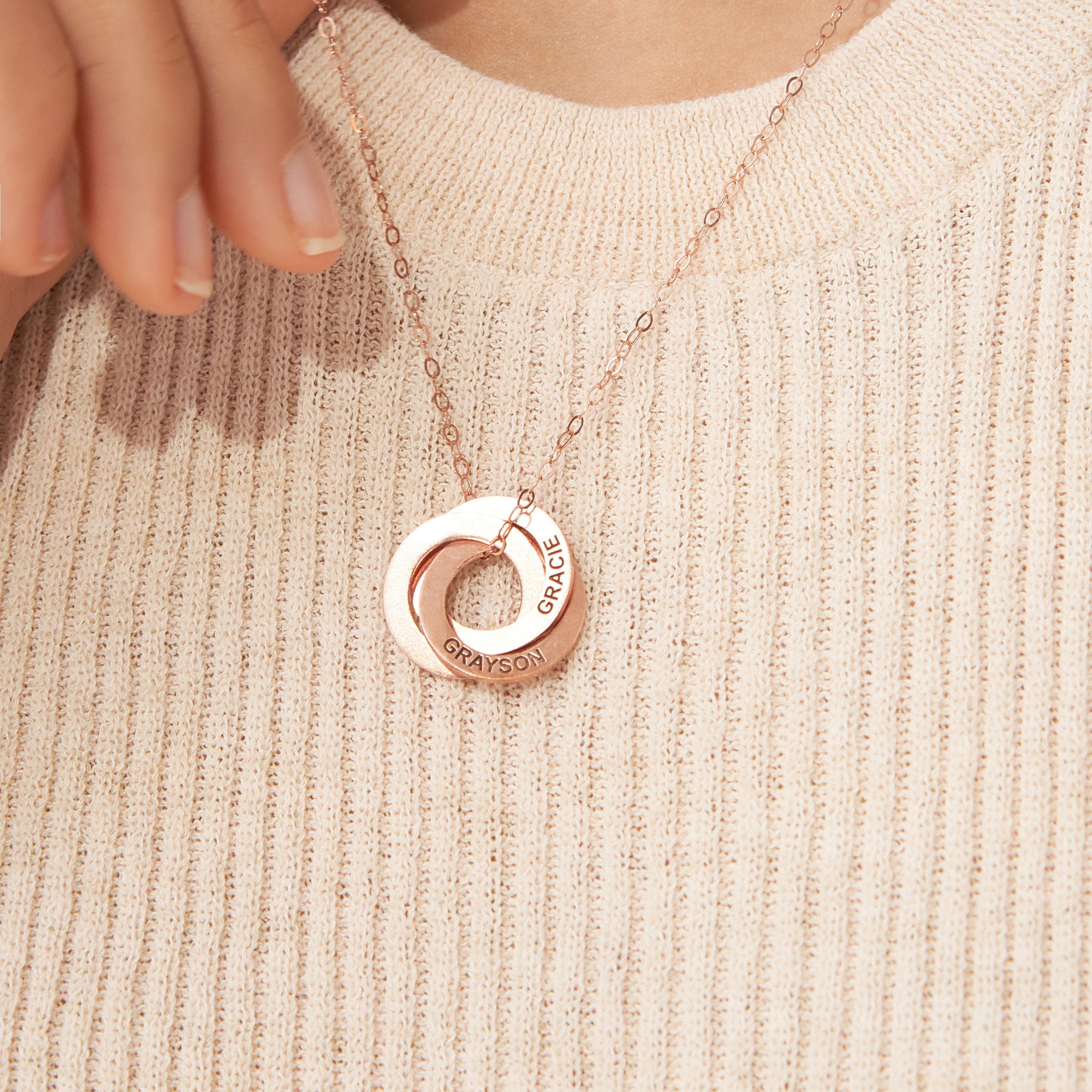 Family Necklace • Personalized Gift • Linked Circle Necklace •  Custom Children Name Rings • Eternity Necklace • Mother Gift • NM30F30