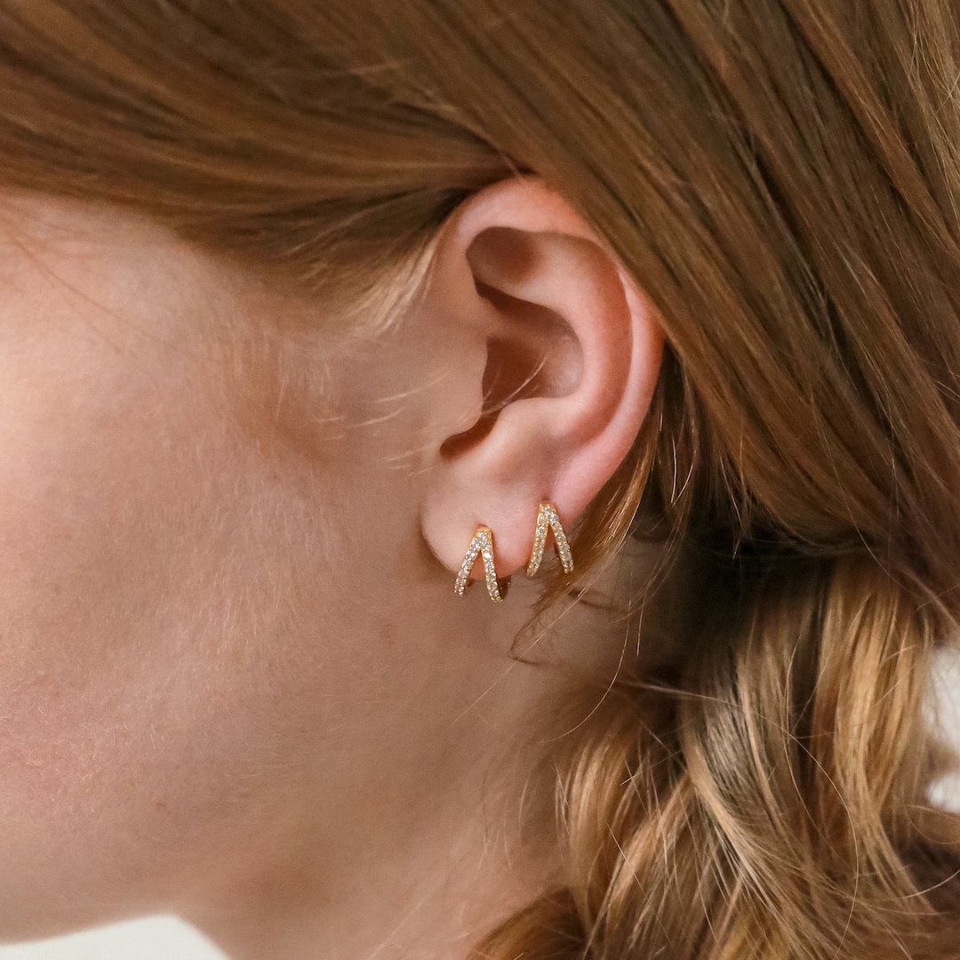 Double hoop huggie earrings sale