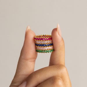 Anillo de eternidad marquesa personalizado de Caitlyn Minimalist • Anillo apilable delicado con piedra natal • Anillo de compromiso personalizado • Regalo para ella • RM143