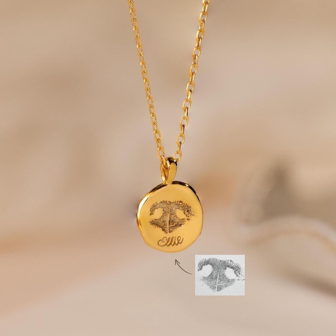 Nose Print Coin Necklace by Caitlynminimalist • Engraved Paw