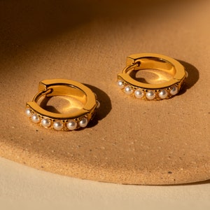 Pearl Huggie Hoops Special Pearl Design by Caitlyn Minimalist Perfect Wedding Earrings Bridesmaids Jewelry ER008 image 2