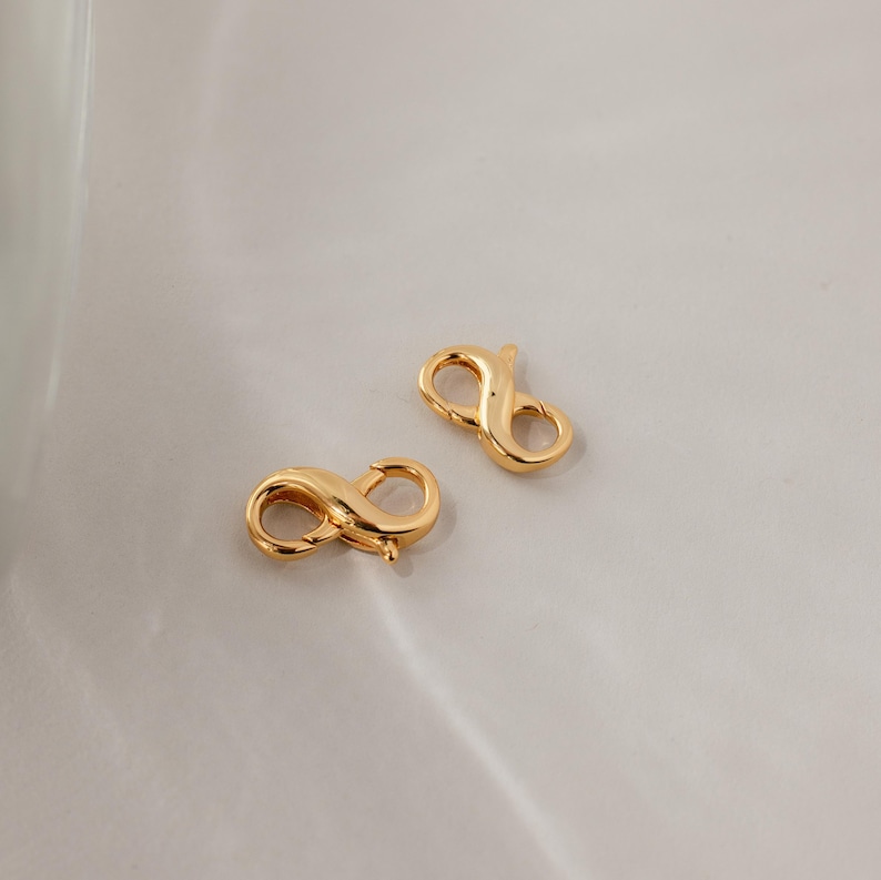 Lobster Clasp Extender Set by CaitlynMinimalist • Set of 2 Bracelet & Necklace Extenders in Gold • Minimalist Jewelry • Gift for Mom • XR045 18K GOLD