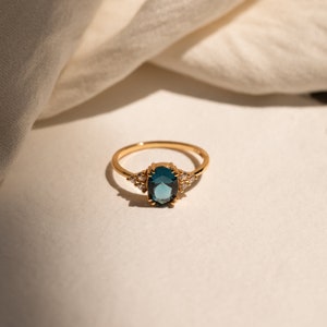 Blauer Topas-Diamantring von Caitlyn Minimalistisch Gold-Verlobungsring im Vintage-Stil Diamant-Verlobungsring Jubiläumsgeschenk RR105 Bild 4