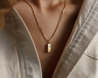 Dainty Name Tag Necklace with Box Chain • Custom Initial Tag Necklace by Caitlyn Minimalist • Personalized Gift for Mom • NM83NIF62
