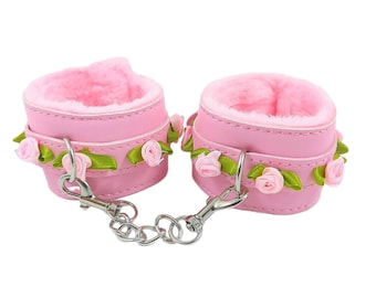 rose bondage ddlg hoofdsteunen petplay kinky fetisj veganistisch
