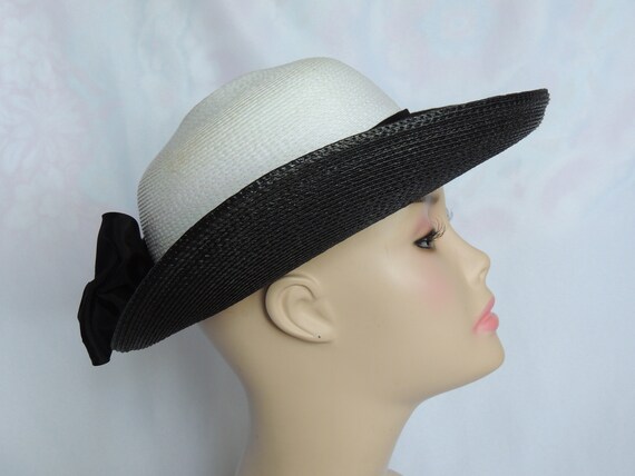 Vintage 1980's Black and White Straw Derby Style … - image 3