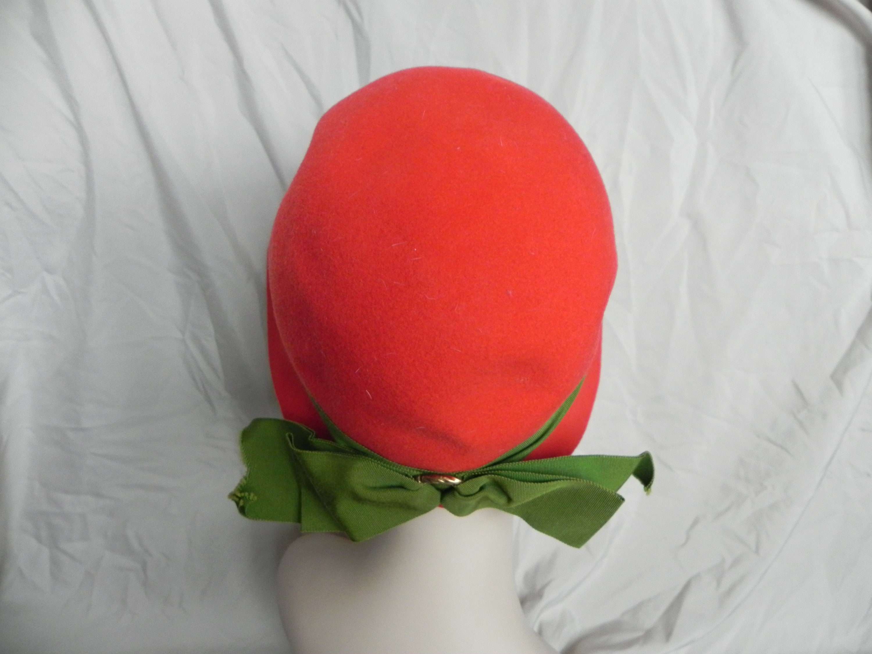 Vintage Frank Olive Frank display picture 1