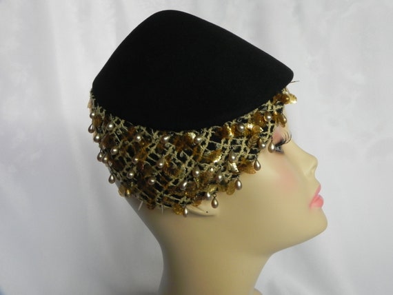 1920's or 1930's Black Felt Beaded Cloche Hat Cock