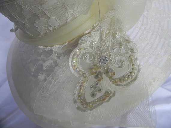 Ivory Synthetic Straw Fancy Hat Derby Hat Wedding… - image 6